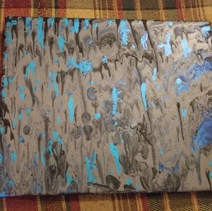 acrylic pour painting